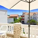 With Parking Space Srima - Vodice, - 25188 Appartement *