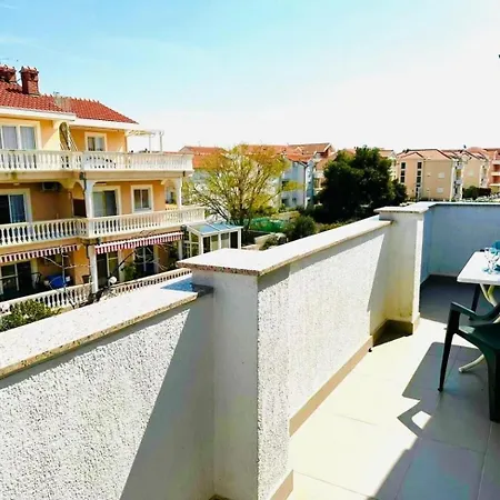 With Parking Space Srima - Vodice, - 25188 Apartamento Vodice