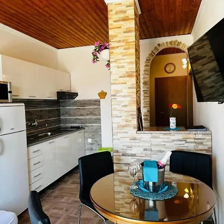 Apartamento With Parking Space Srima - Vodice, - 25188 *