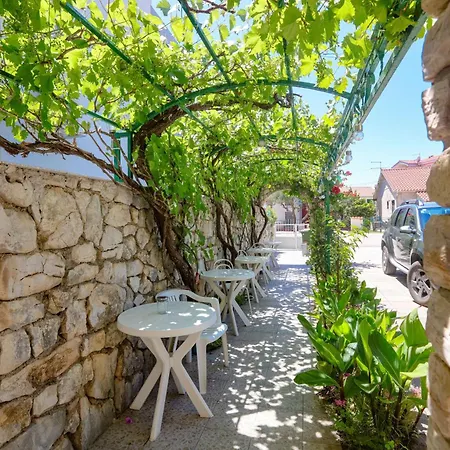 With Parking Space Srima - Vodice, - 25188 Apartmán Vodice