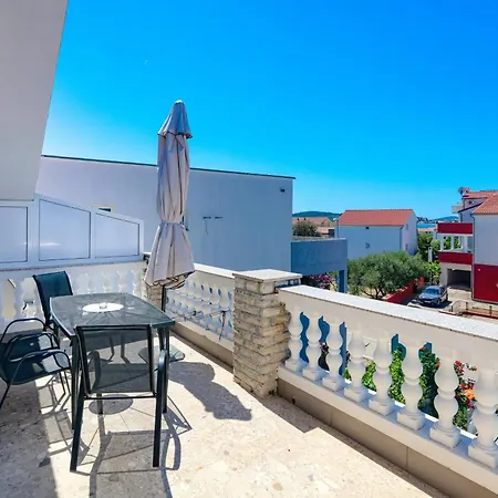 Apartmán With Parking Space Srima - Vodice, - 25188 Vodice