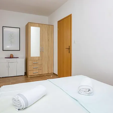 Apartmán With Parking Space Srima - Vodice, - 25188 Vodice