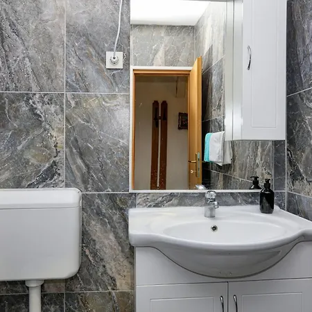 Apartmán With Parking Space Srima - Vodice, - 25188 Vodice
